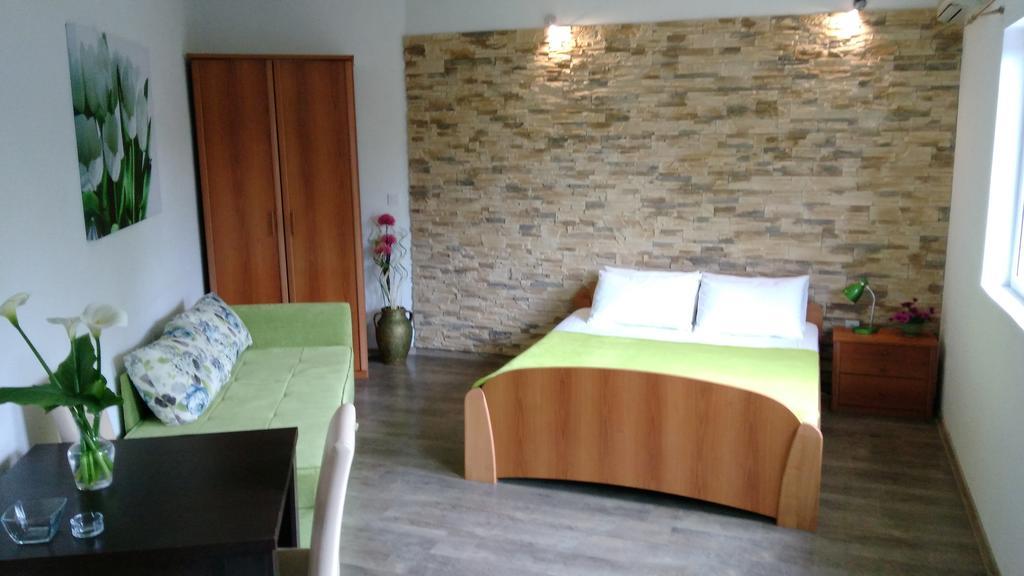 Apartments Jadran Herceg Novi Esterno foto
